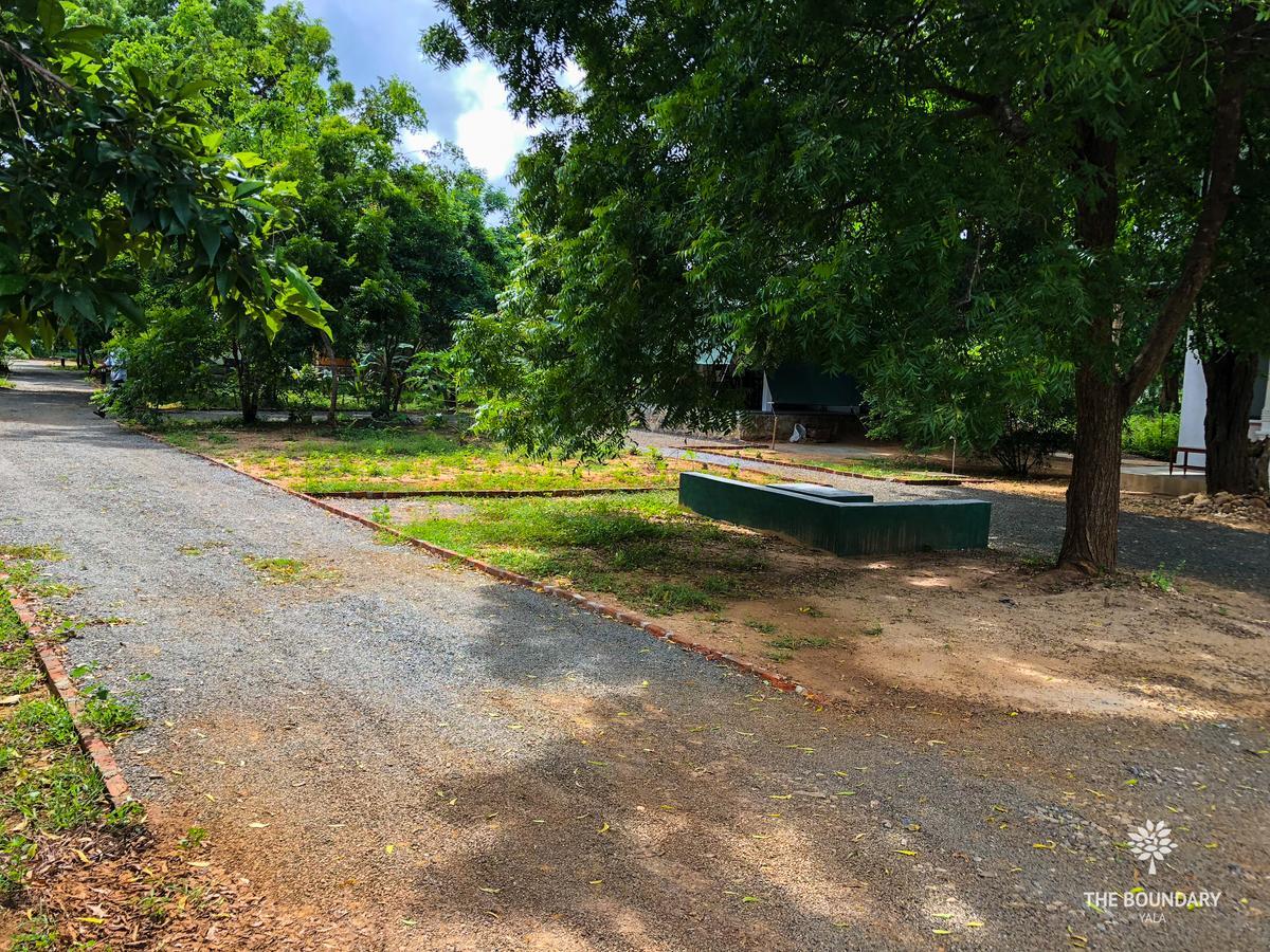 Hotel The Boundary Yala Kataragama Esterno foto